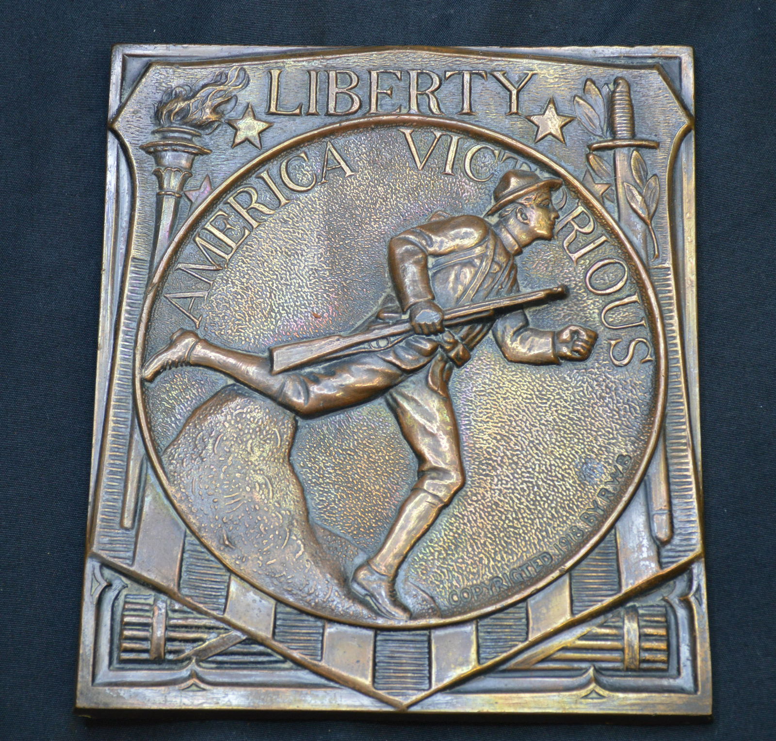 Large WW1 Brass Wall Plaque (1 of 5)