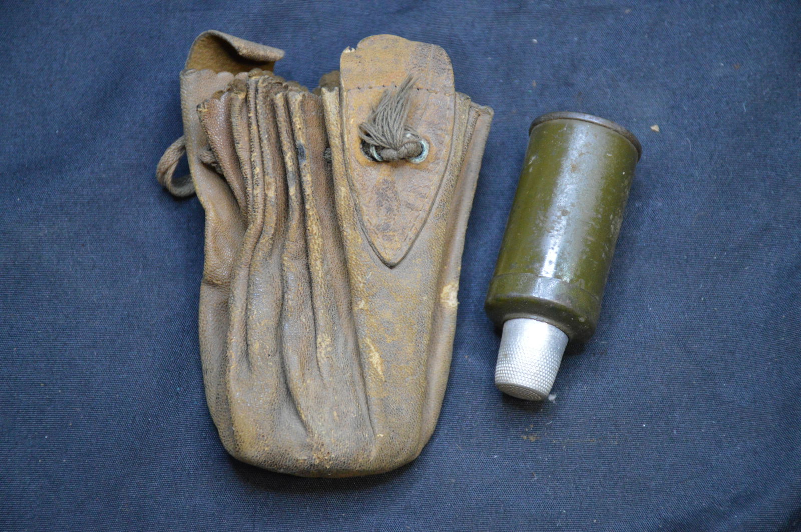 Military Sewing kit from WW1 era. (1 of 4)