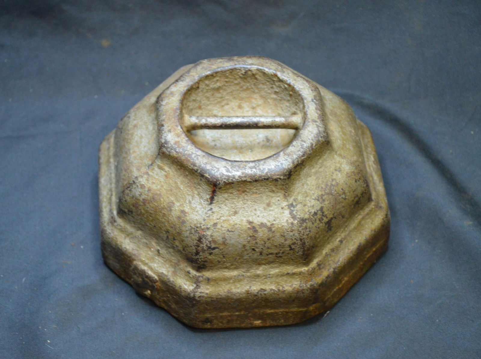 30 Pound Horse Tie Down (1 of 5)