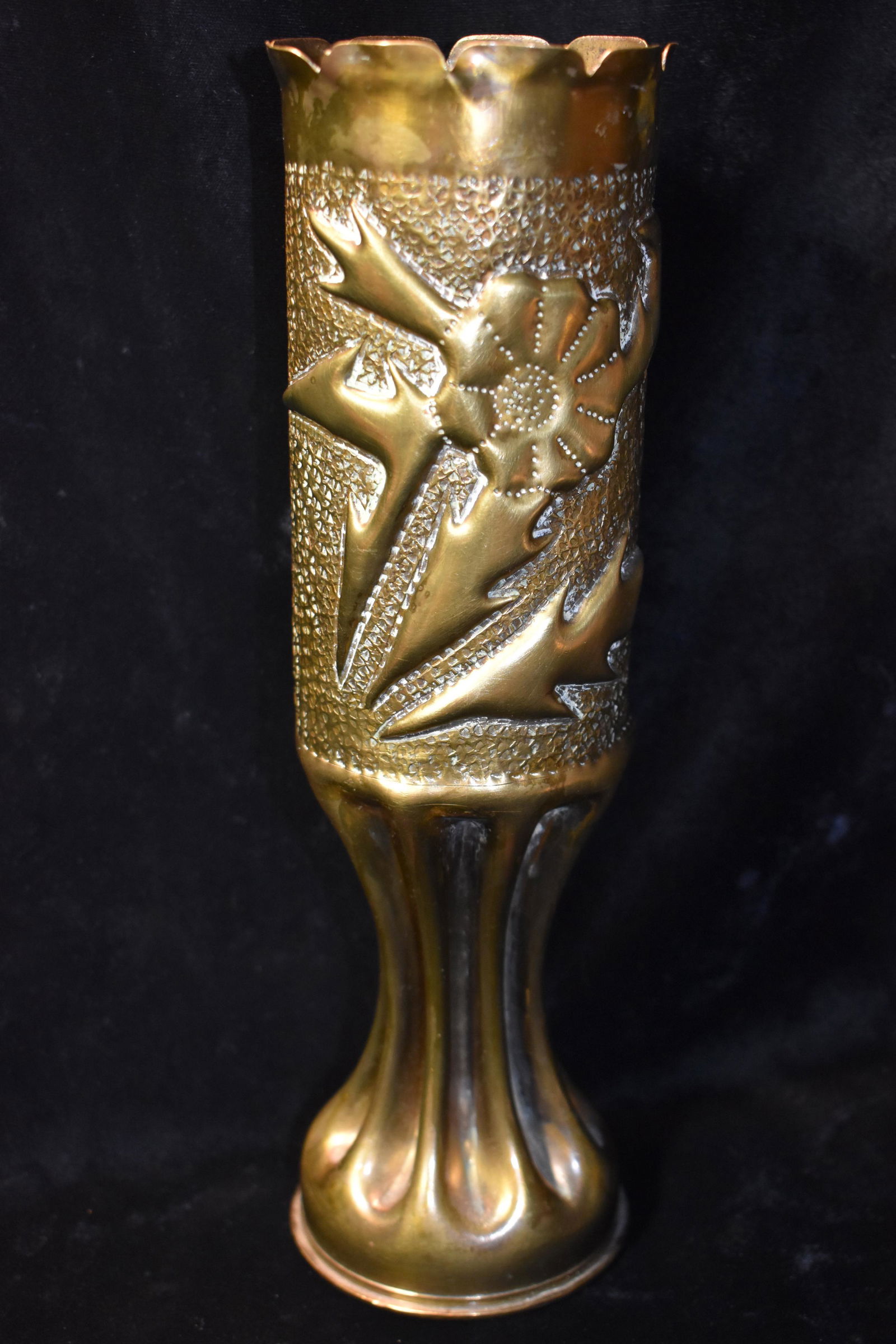 1918 WW1 Trench Art 75 MM Artillery Casing Flowers (1 of 5)