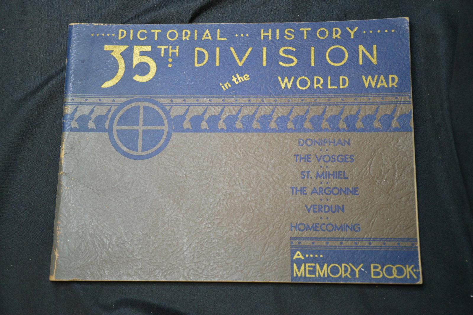 Pictorial History 35th Division in the World War 1933.: By Robert L. Carter. Softcover in great shape. Several great pictures and information of the many battles the Division engaged in.