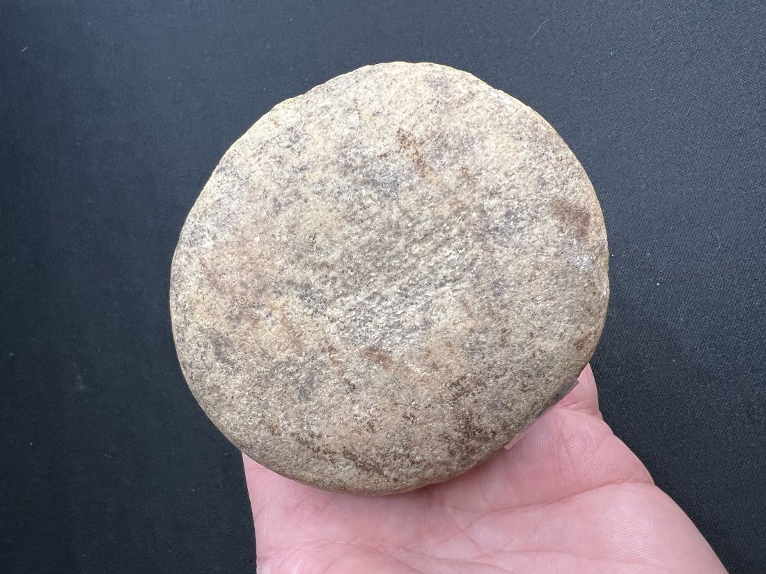 Biscuit Discoidal 3 5/8" Diameter (1 of 7)