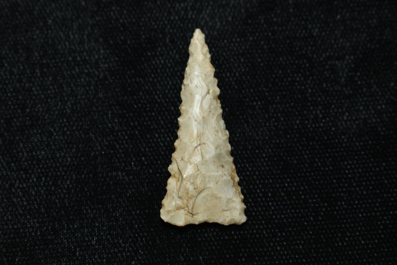 1 1/4" Serrated Madison Arrowhead (1 of 5)