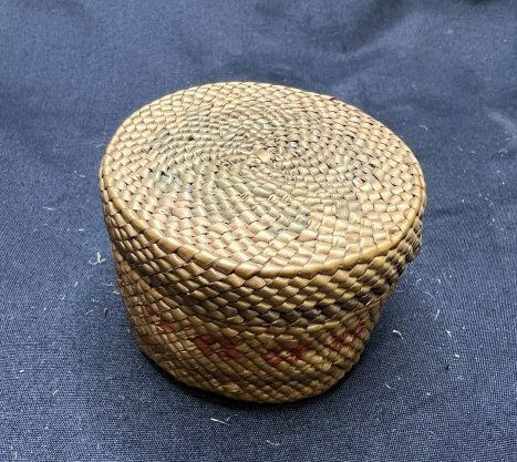 Passamaquoddy Indian Hand Woven Basket (1 of 6)