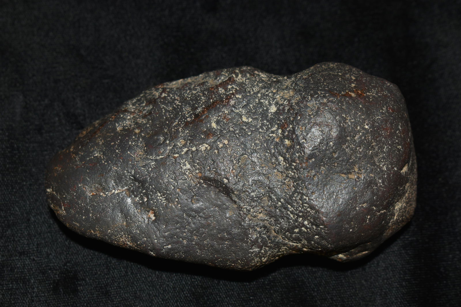 4 1/4" Hemitite Axe (1 of 7)