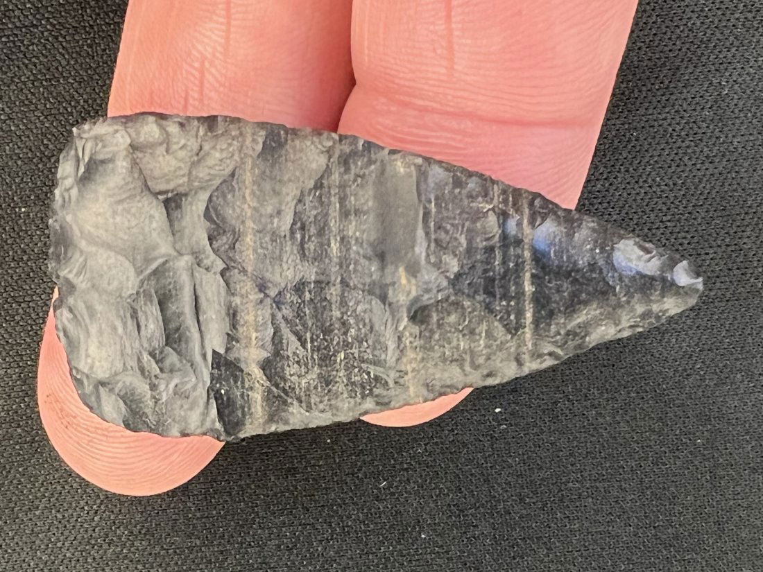 2 1/8" Covington Arrowhead (1 of 9)