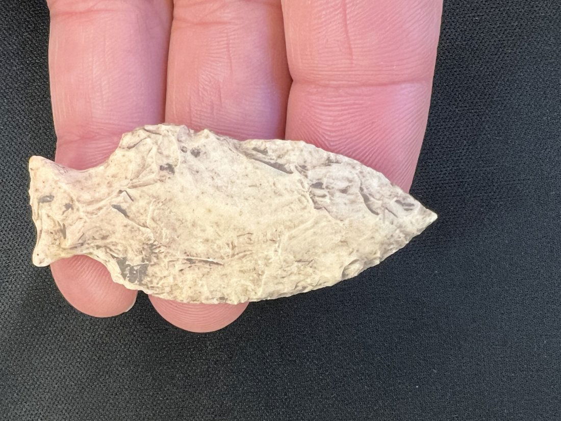 2 7/16" Table Rock Arrowhead (1 of 9)