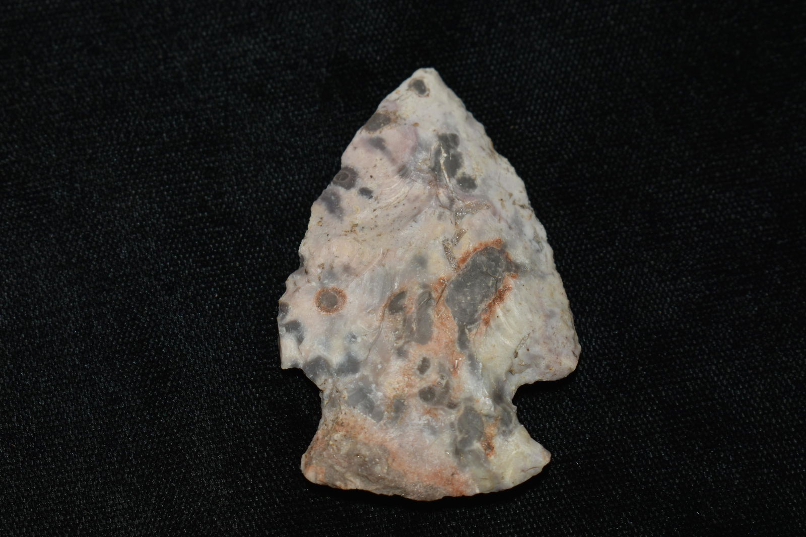2 1/8" Mottled Marshal Gibson Arrowhead (1 of 4)