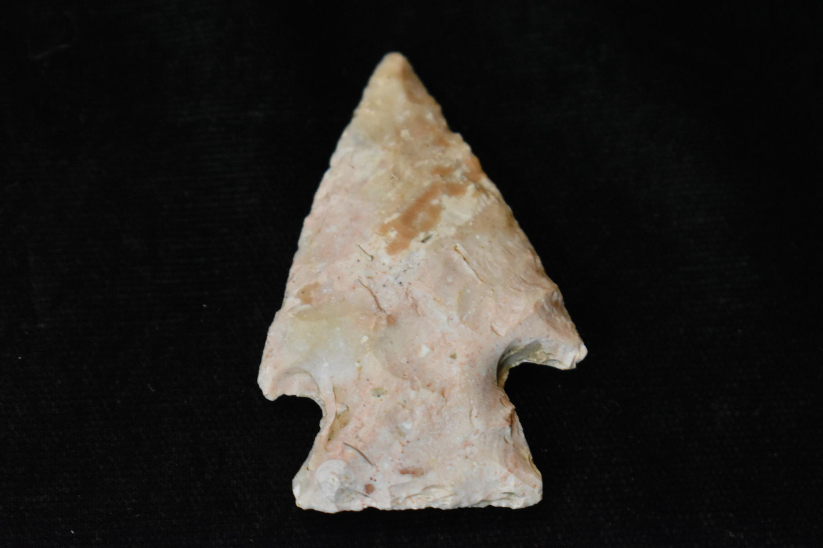 1 7/8" Apple Creek Arrowhead (1 of 4)