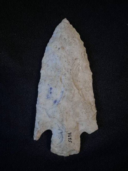 3 13/16" Etley Arrowhead Ex: Steve Manos collection found in LaSalle Co. Illinois. (1 of 4)