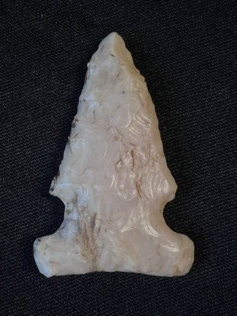 Godar 2 1/8" Arrowhead Found in Franklin Co. Missouri.  Ex: Bob Beckman Collection.  1 3/8" wide. (1 of 4)