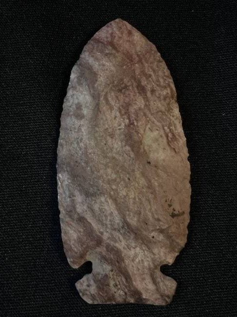 3 1/4". Howard County Arrowhead Amazing Color and size for type. Found in Franklin Co. MO by Bob: Amazing Color and size for type. Found in Franklin Co. MO by Bob Beckman. 1 9/16" wide.
