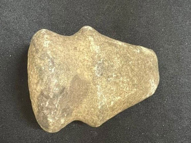 3 7/8" Full Groove Axe  Found in Madison Co. Illinois. (1 of 6)