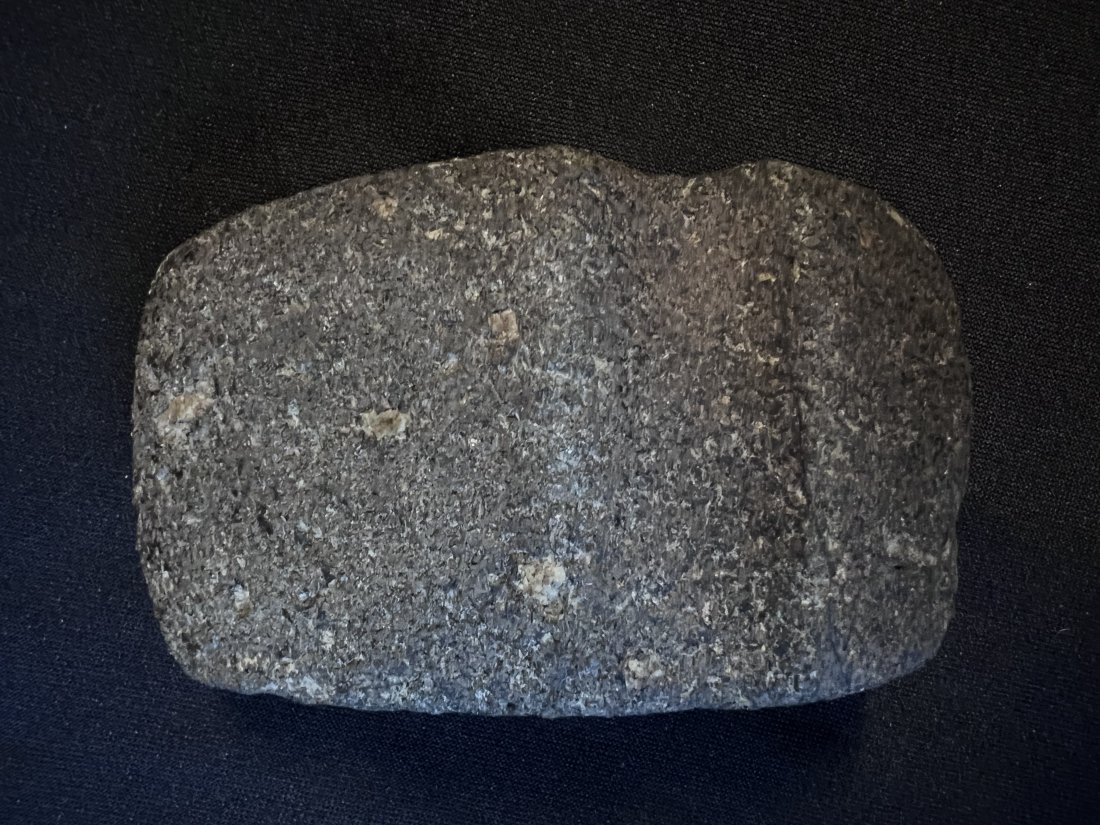4" Keokuk Axe Found in Van Buren Co. Iowa.: Good rare type axe that will display nice. Found in Van Buren Co. Iowa. 2 1/2" wide.