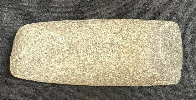 4 9/16" Granite Adz W/COA Found in Knox Co. Ohio and comes with a Jim Bennett COA.  1 3/4" wide. (1 of 7)