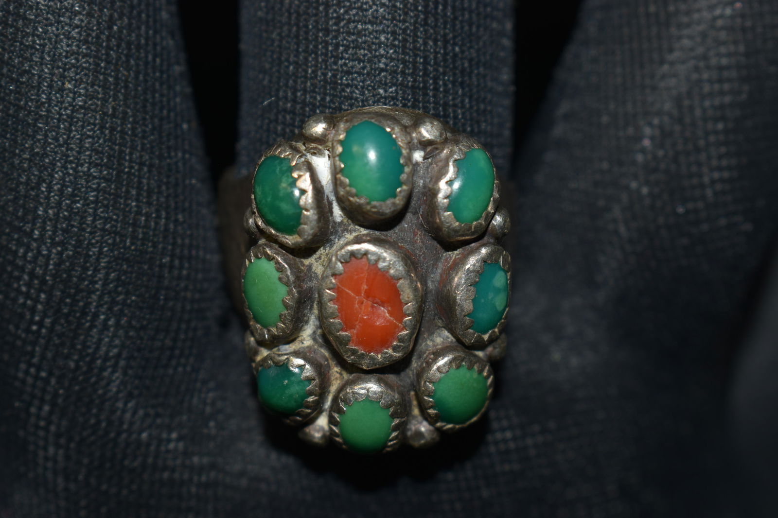 Old Pawn Navajo Large Turquois & Red Coral Men's Ring Size 10 1/2 (1 of 6)