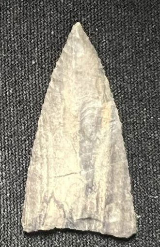 1 13/16" Early Triangle Arrowhead Found in Texas Ex:Ben Winchester South Fort Museum in Hannibal. (1 of 4)