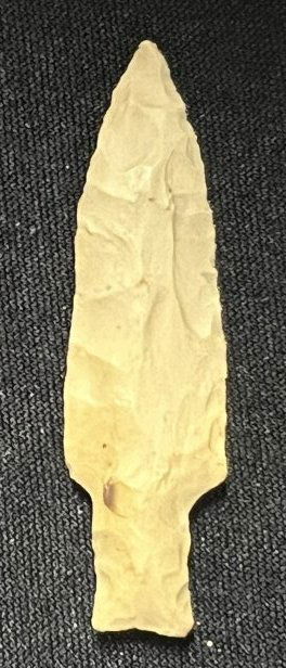 2 7/16" Yarbrough Arrowhead Found in Texas Ex:Ben Winchester South Fort Museum in Hannibal. (1 of 4)
