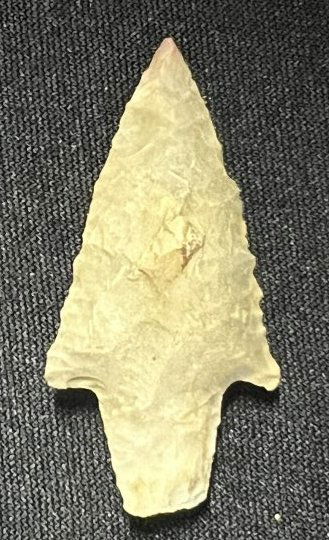 2 1/8" Langtry Arrowhead Found in Texas Ex:Ben Winchester South Fort Museum in Hannibal. (1 of 4)