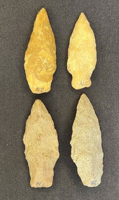 4 Quartz North Carolina Arrowheads longest point is 2 1/2" (1 of 2)