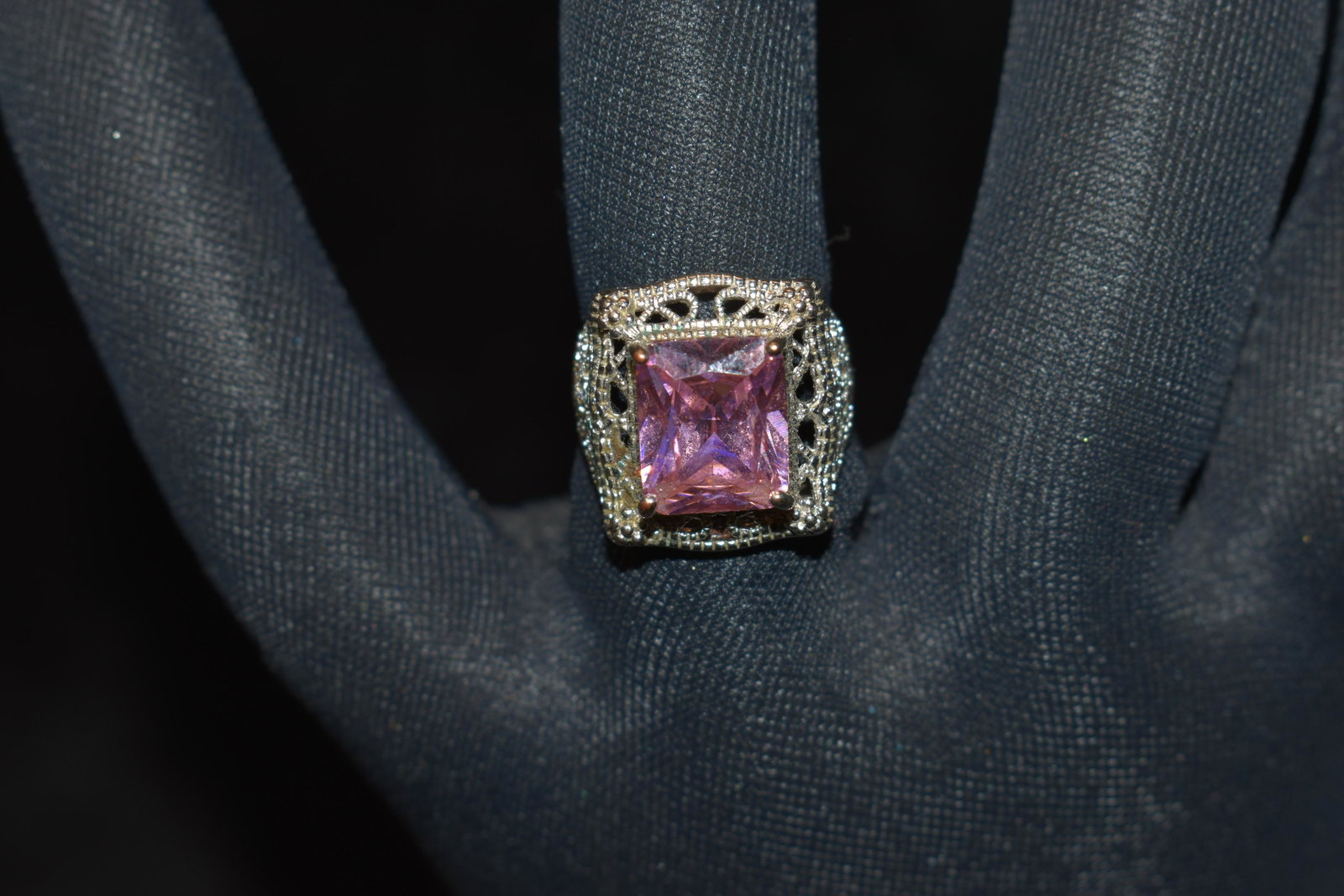 Sterling Silver Pink Tourmaline Ring: Sterling Silver Pink Tourmaline Ring. Lightly if ever worn. very good condition. Weighs 7 grams