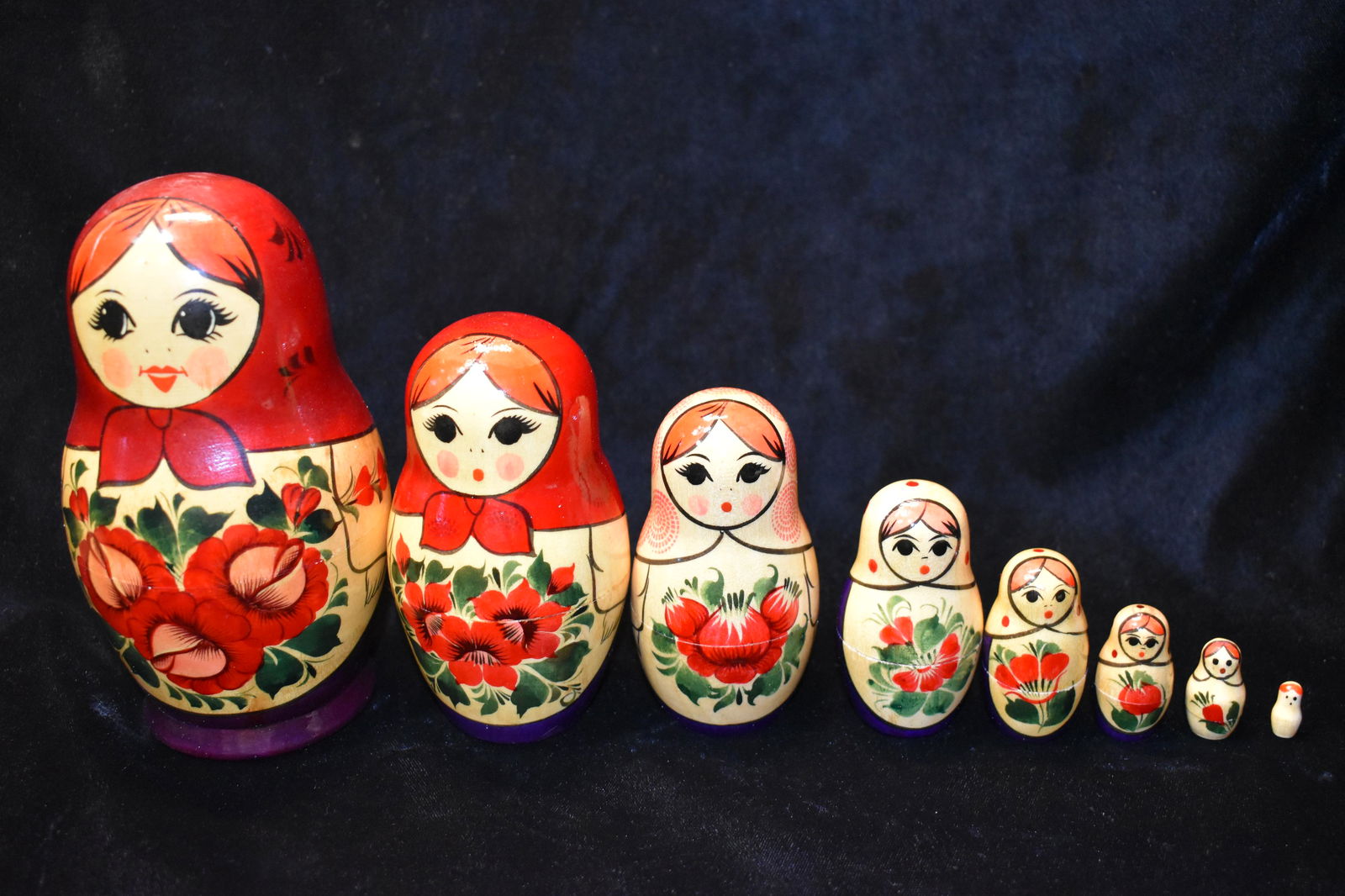 8 Vintage Matryoshka Babushka Wooden Nesting Dolls (1 of 5)