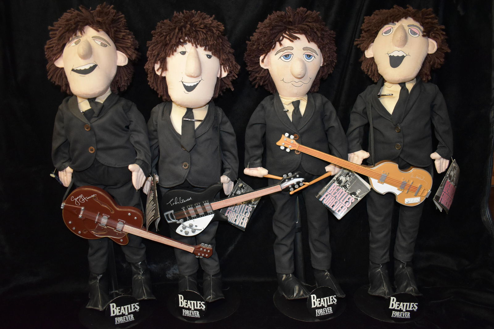 Vintage BEATLES FOREVER 22" DOLLS 1987 X4 (1 of 11)