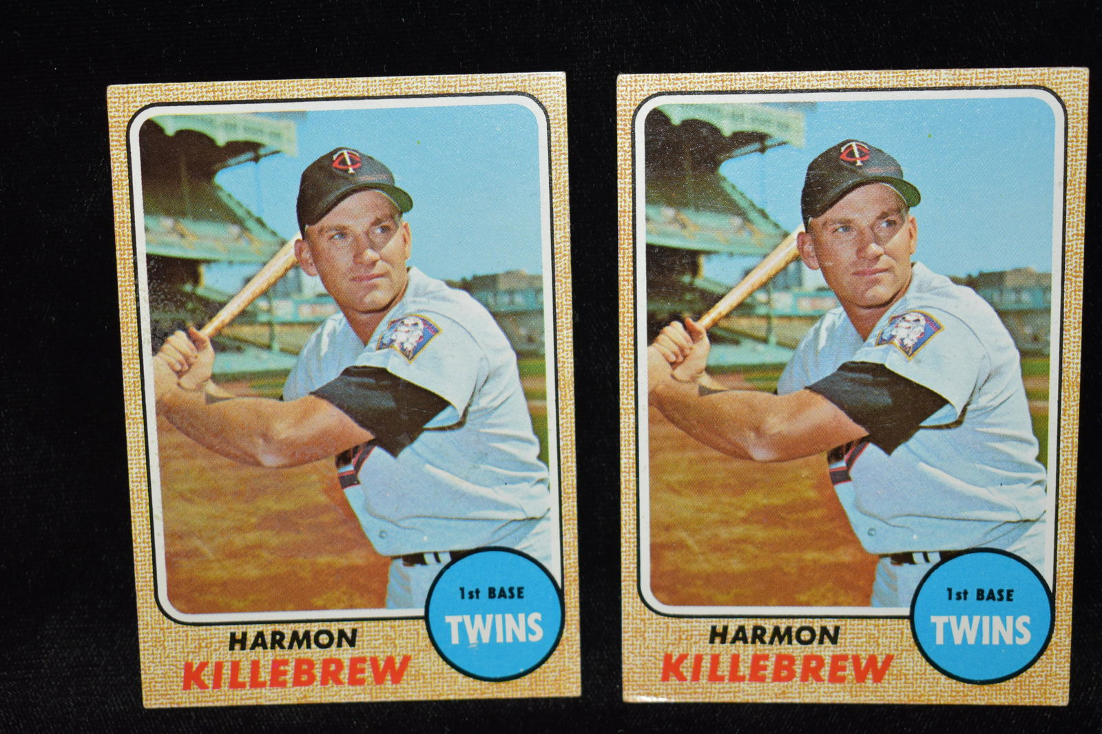 1968 Harmon Killebrew Twins TOPPS BASEBALL (Mint or Near Mint) X2 (1 of 3)