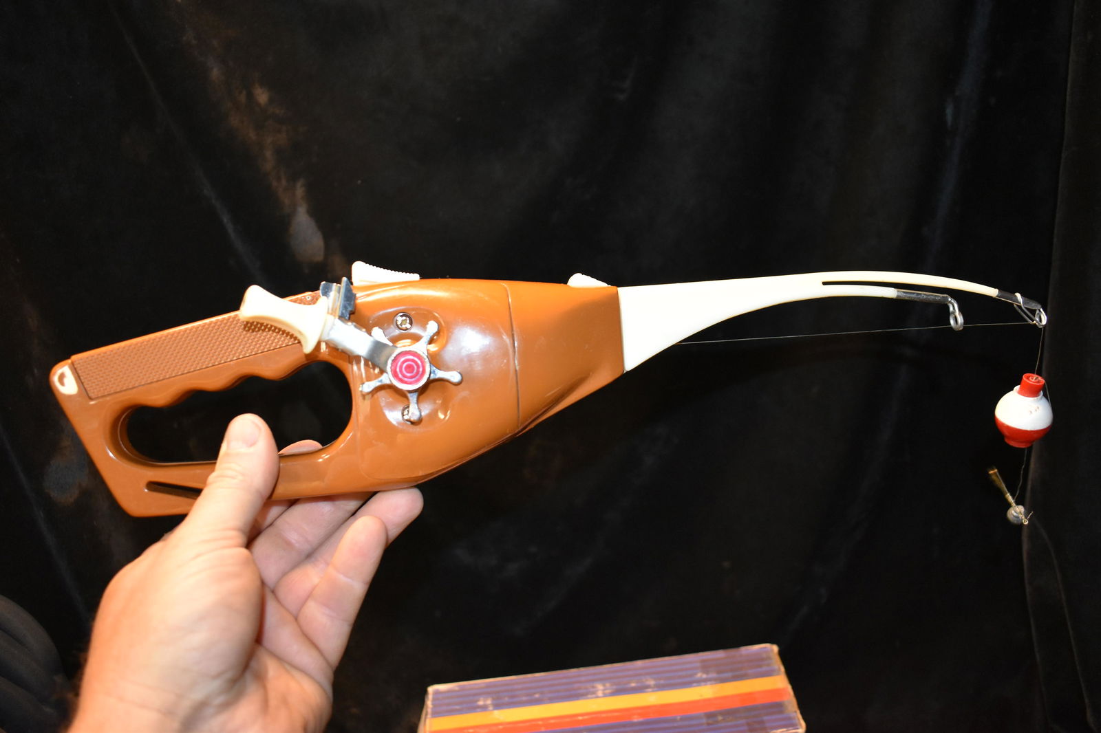 Vintage 1972 Popeil's Pocket Fisherman Spin Casting Outfit (1 of 6)