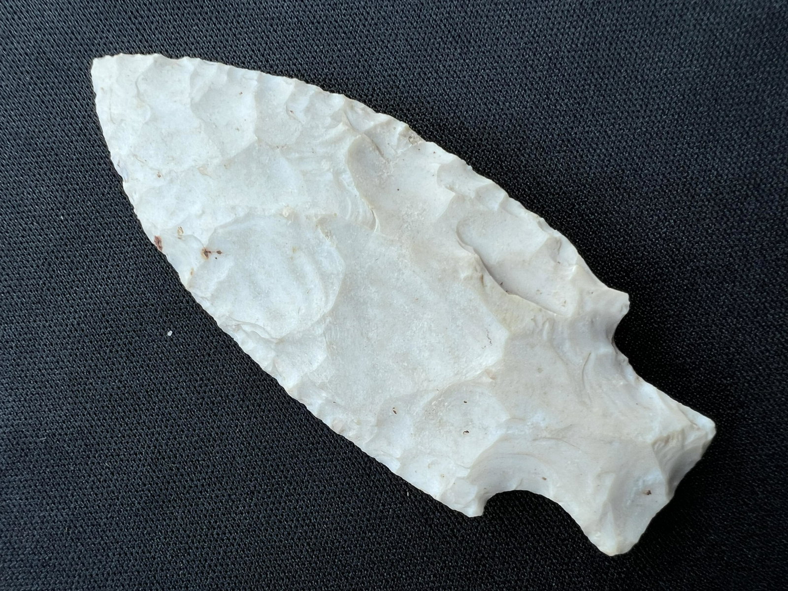 3 1/4" Table Rock Found in Illinois. Ex: Jeff Hipskind, Steve Manos Collections.: 3 1/4" Table Rock Found in Illinois. Ex: Jeff Hipskind, Steve Manos Collections. Ancient prehistoric authentic native american artifacts.