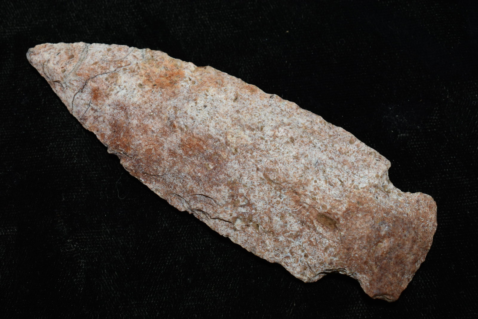 4 1/4" Hopewell Blade found in Scotland County, Missouri Keele COA: 4 1/4" Hopewell Blade found in Scotland County, Missouri by Rodney Gray Ancient prehistoric authentic native american artifacts.