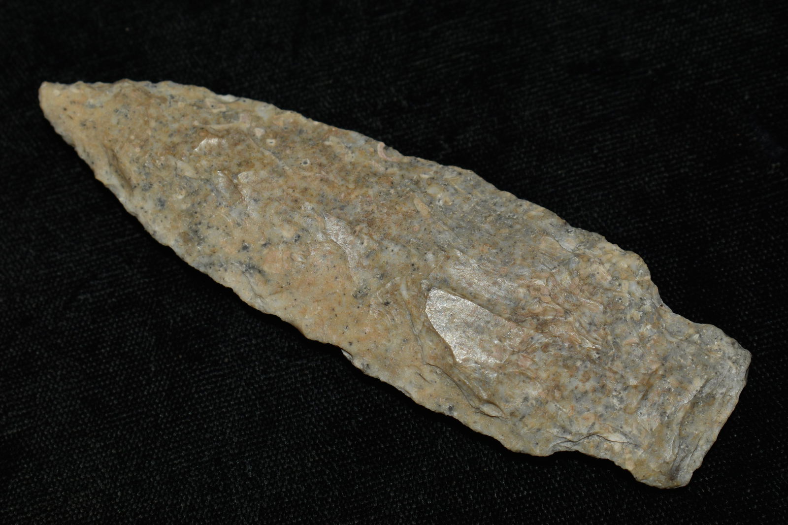 4" River Patina'd Steuben found in Scotland Co., Mo.: 4" River Patina'd Steuben found in Scotland Co., Mo. by Rodney Gray. Ancient prehistoric authentic native american artifacts.