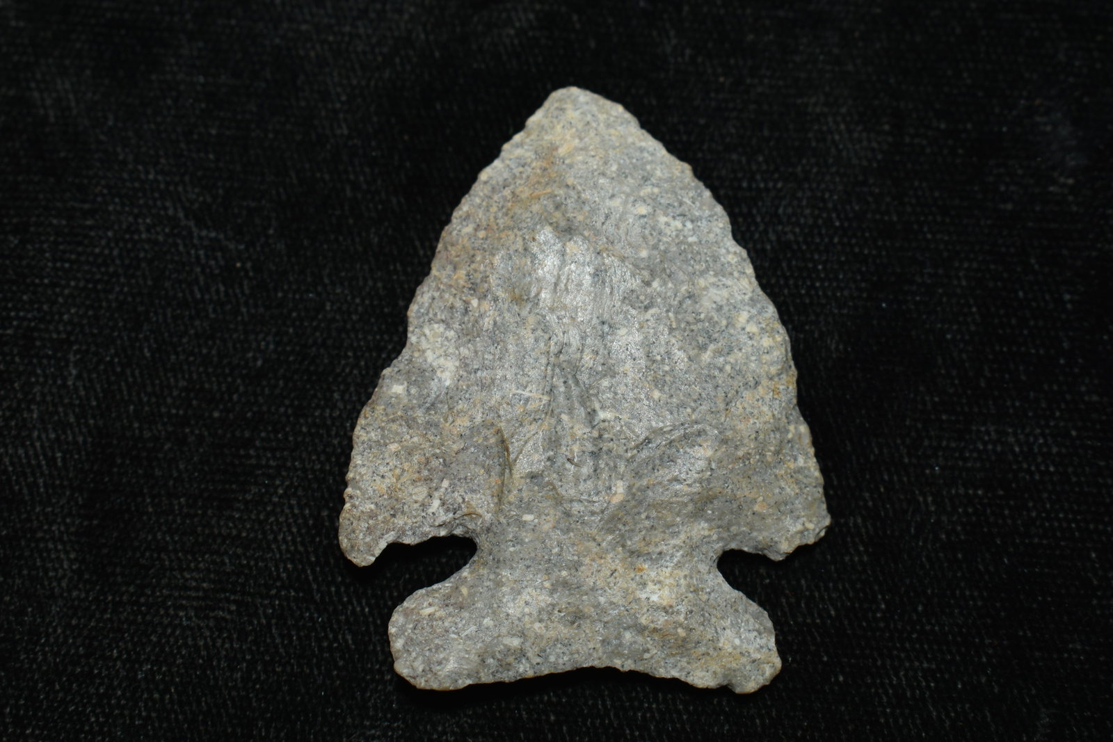1 7/8" Kirk Corner Notch Arrowhead found in Scotland County, Mo: 1 7/8" Kirk Corner Notch Arrowhead found in Scotland County, Mo by Rodney Gray. Ancient prehistoric authentic native american artifacts.