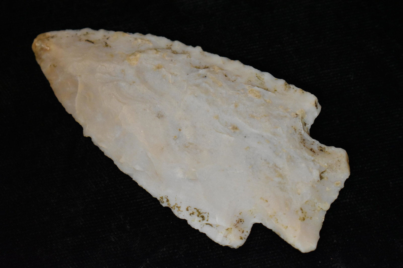 3 1/8" Hardin Barb Arrowhead found in Scotland Co., Mo: 3 1/8" Hardin Barb Arrowhead found in Scotland Co., Mo by Rodney Gray. Ancient prehistoric authentic native american artifacts.