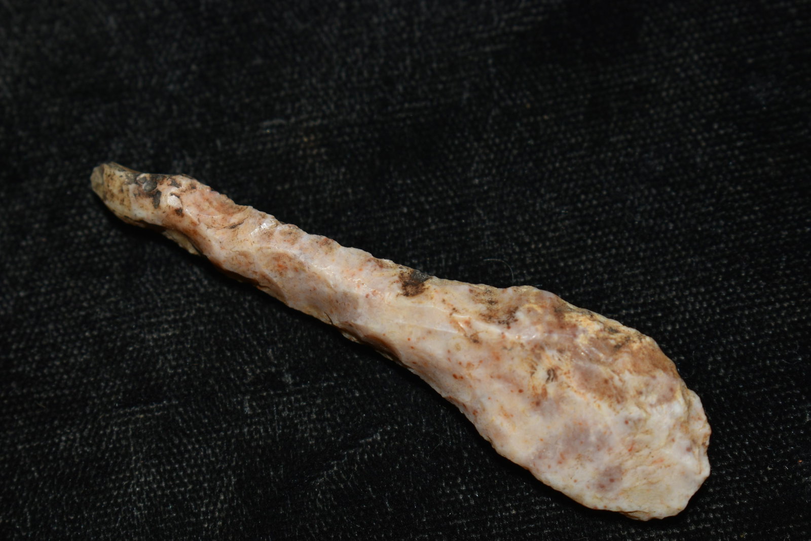 2 1/2" Lollipop Drill found in Scotland Co., Missouri: 2 1/2" Lollipop Drill found in Scotland Co., Missouri by Rodney Gray. Ancient prehistoric authentic native american artifacts.