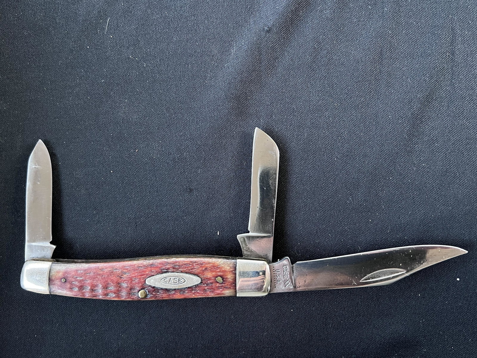 Case XX6375 Pocket Knife 10 Dot. 3 blades in great condition. Measures 4 3/16 inches closed.: Case XX6375 Pocket Knife 10 Dot. 3 blades in great condition. Measures 4 3/16 inches closed.