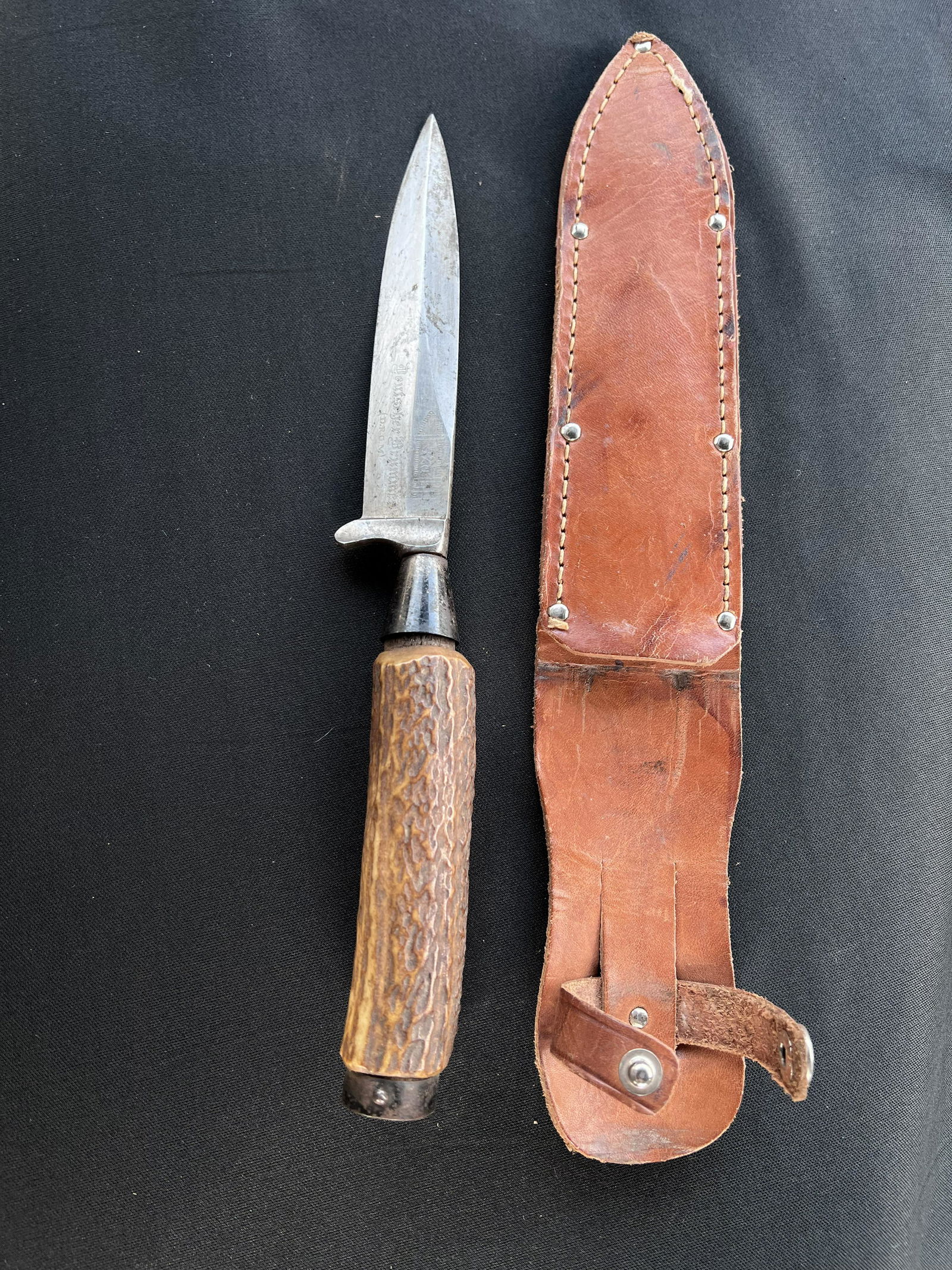 WW1 German Deutscher Brummell D.G.R.M. 42er Boot Trench Knife. The knife measures 10 1/4 inches.: WW1 German Deutscher Brummell D.G.R.M. 42er Boot Trench Knife. The knife measures 10 1/4 inches. The sheath is not original but will be shipped with it to protect the knife.
