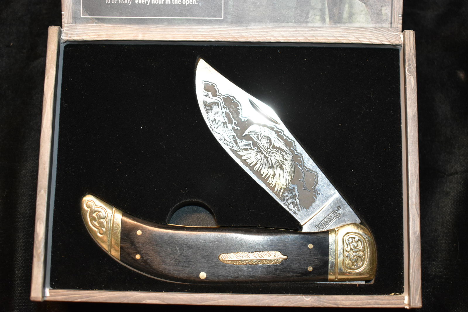 Marbles Eagle Clasp Wildlife Collectors Series Folding Knife 368: Marbles Eagle Clasp Wildlife Collectors Series Folding Knife 368. New condition in original box. This knife is big enough to gut a deer. Measures 9 5/8" w/ Blade out.