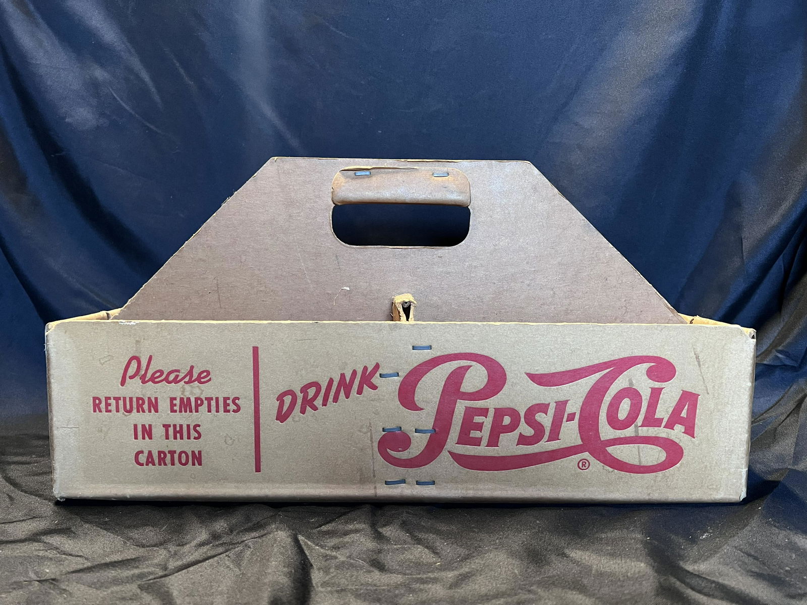 Original Drink Pepsi-Cola Cardboard Glass Bottle Carrying Case. Pepsi Cola Bottling Co. Quincy: Original Drink Pepsi-Cola Cardboard Glass Bottle Carrying Case. Pepsi Cola Bottling Co. Quincy Illinois. Rare item in great condition with the only flaw being the writing in pencil on one side. Measur