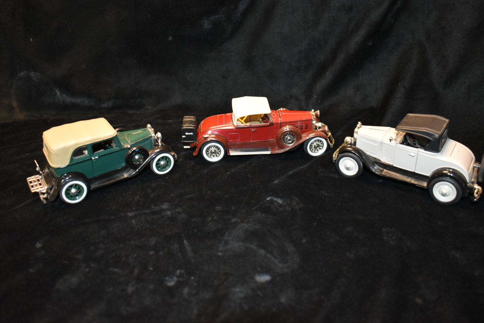 3 Diecast Cars 1928 Chevy Roadster, 1930 Pierce Arrow Model B, 1932 Ford Convertible Sedan. (1 of 4)