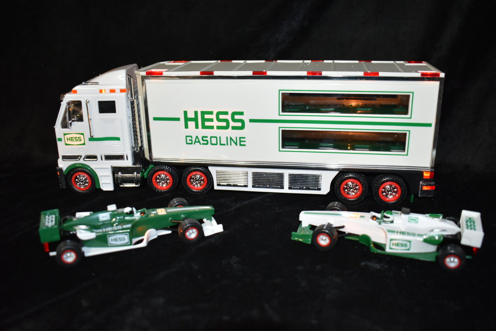 2003 HESS TOY TRUCK AND RACE CARS w/ Original Box (New/MINT Condition) (1 of 9)