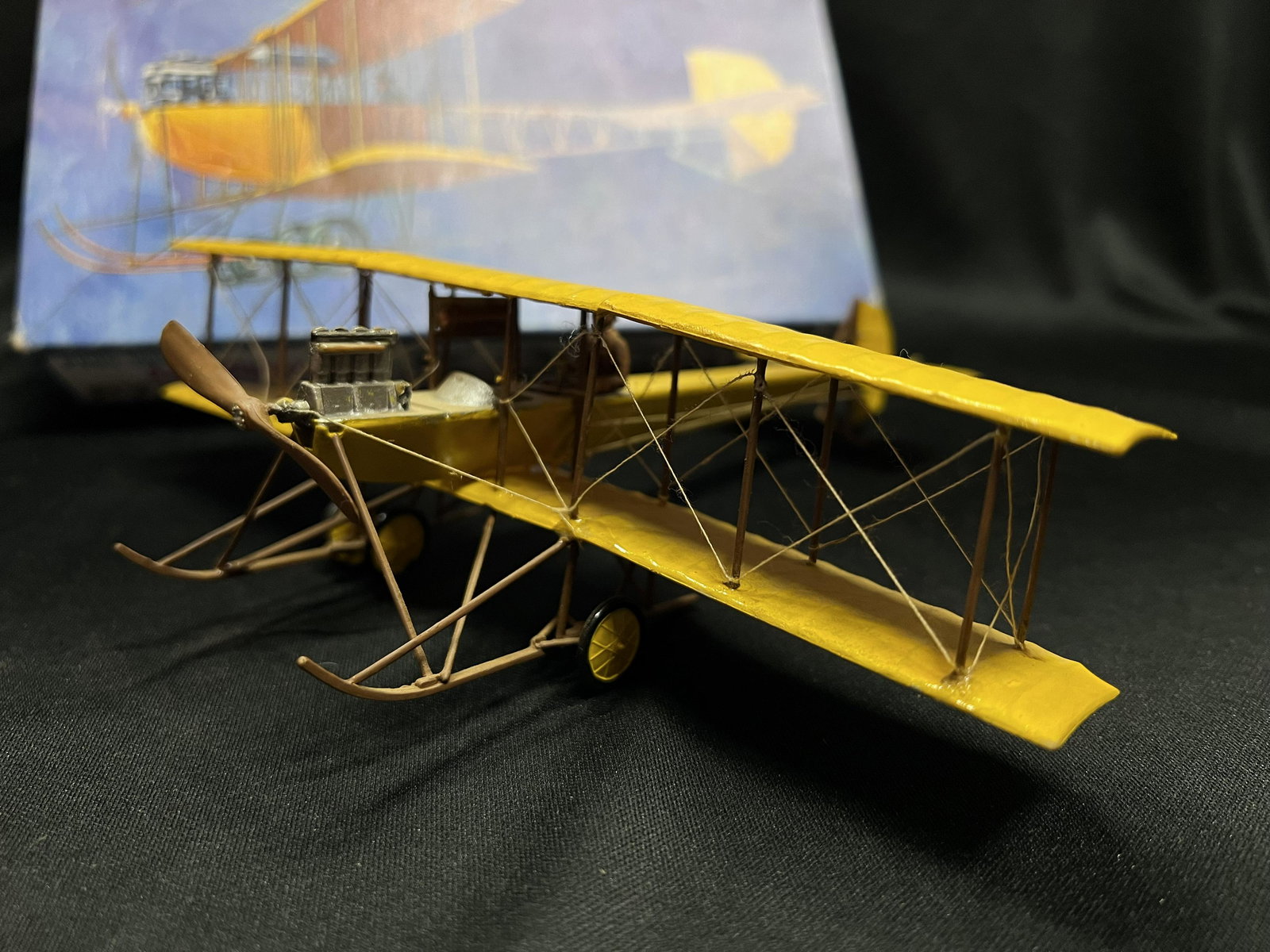 Pyro Avro Biplane 1911 Model Airplane (1 of 6)