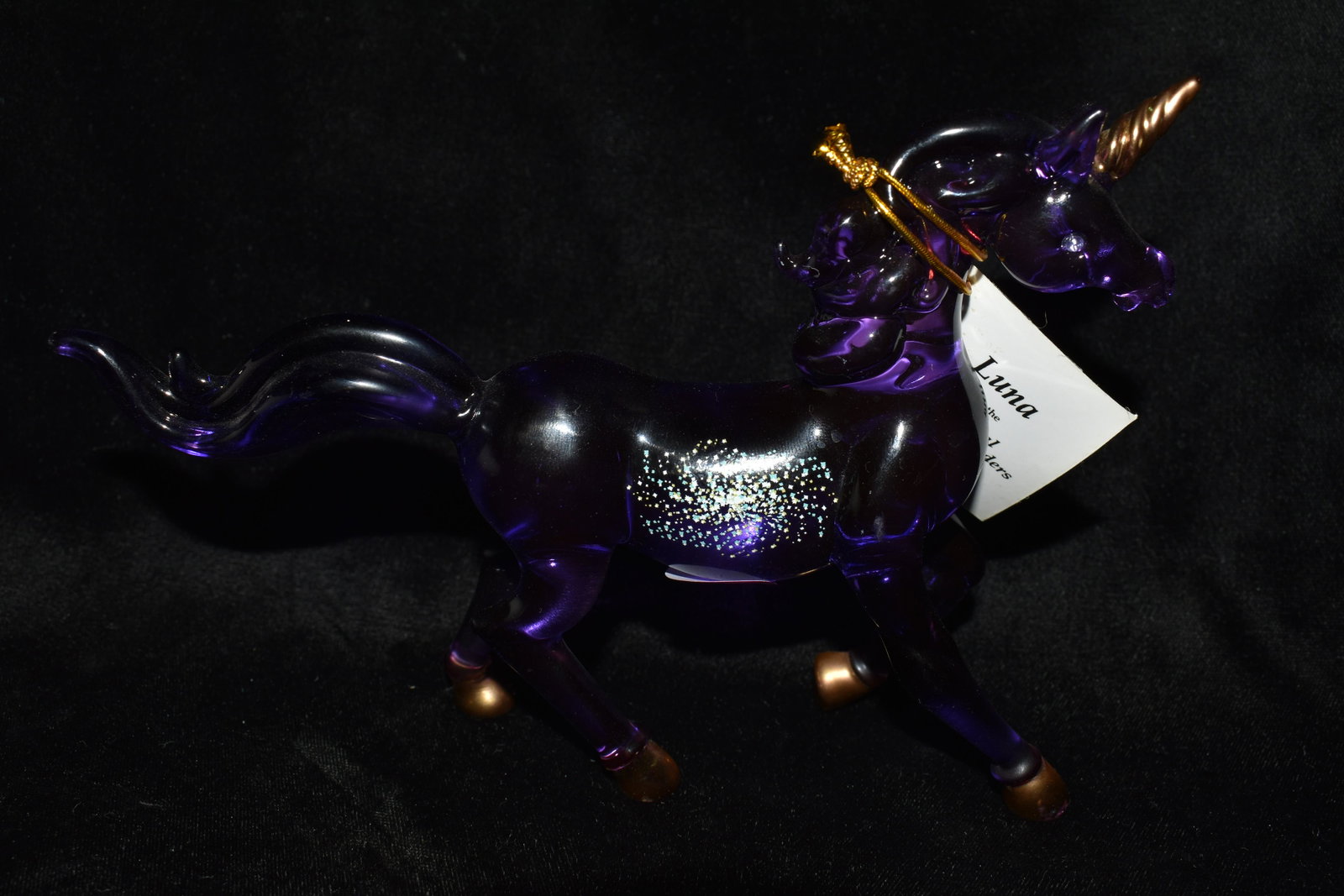 Celestial Crystal Wonders - Unicorn, The Hamilton Collection - Luna: Celestial Crystal Wonders - Unicorn, The Hamilton Collection - Luna. Comes with certificate of Authenticity. Number 520 from the limited edition created in 2010. Like new condition. 7" x 5 1/4"