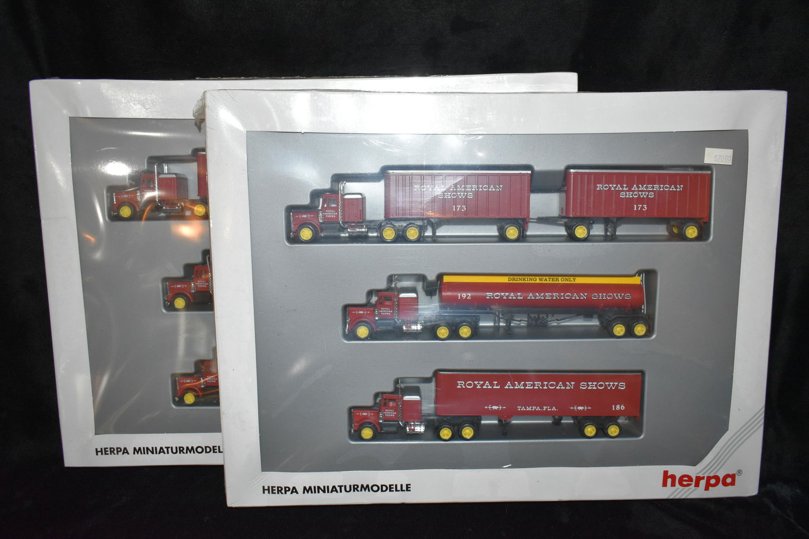 2 Herpa Miniature Model Royal American Shows Die-Cast Sets (1 of 4)