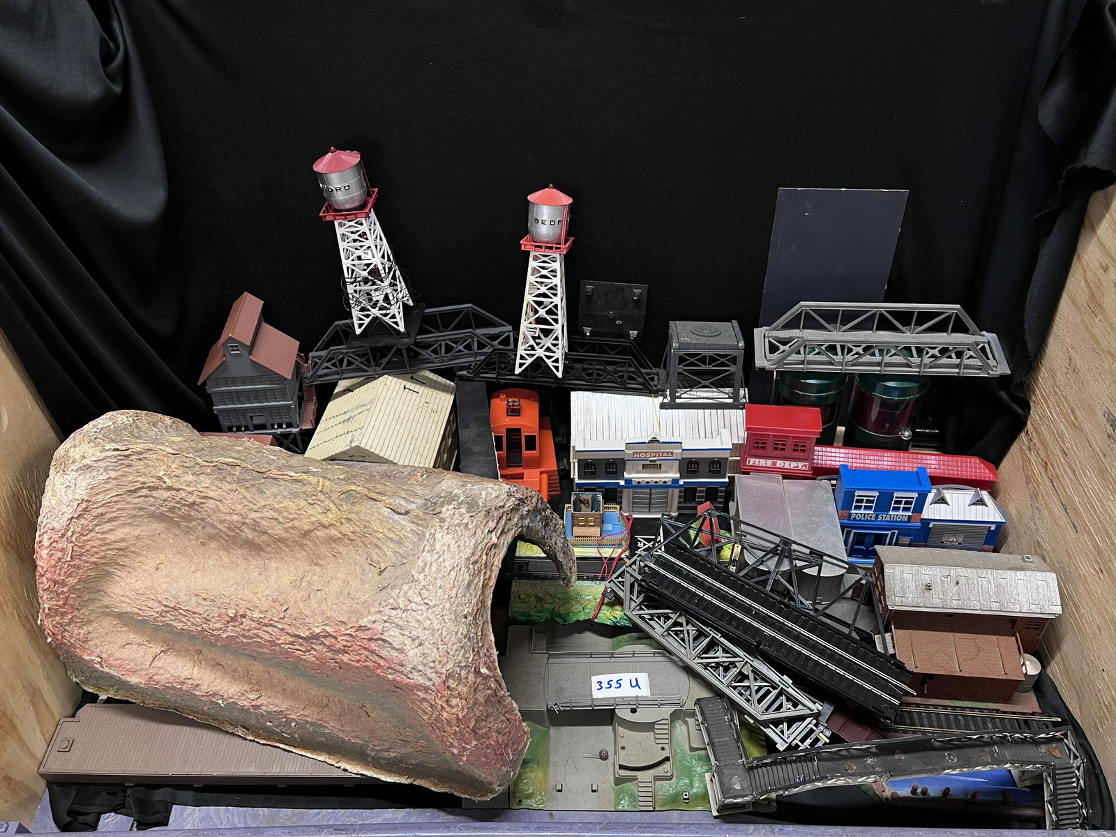 Large Group of Toy Train Buildings, Bridges, and a Tunnel. (1 of 8)