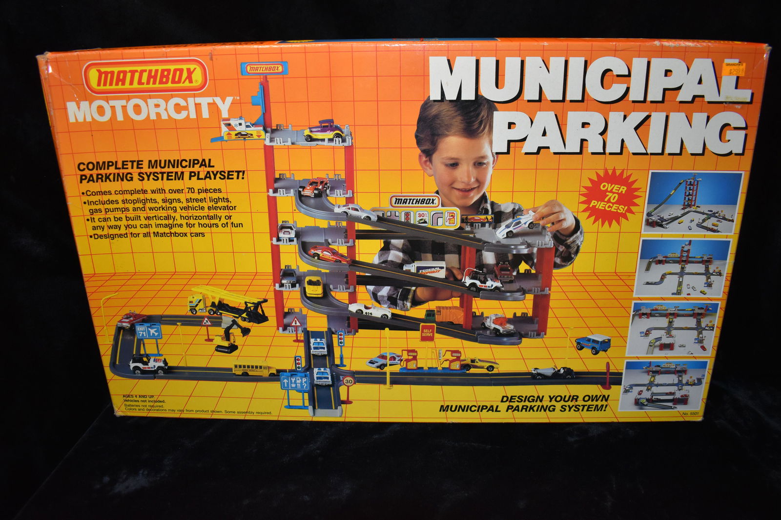 1989 Municipal Parking Motor CITY MATCHBOX New in Box (1 of 4)
