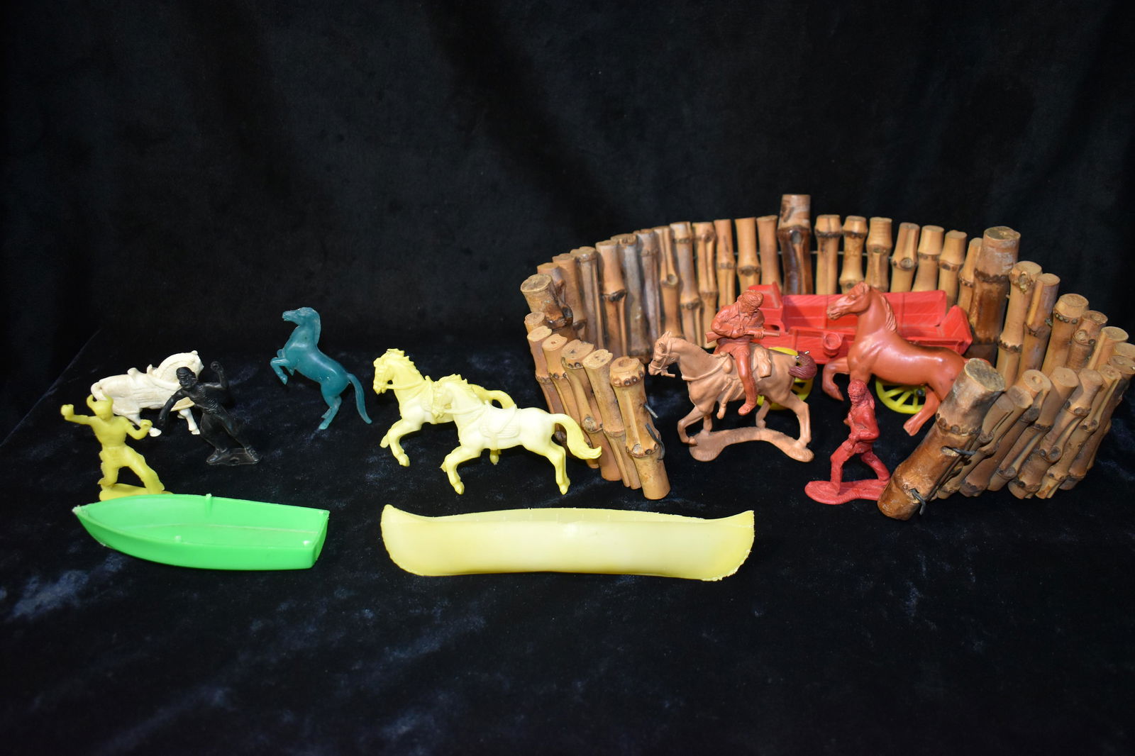 1940's to 1960's Plastic and Rubber Figures, Wagon, Canoe, Bamboo Fort, Army Men (1 of 12)