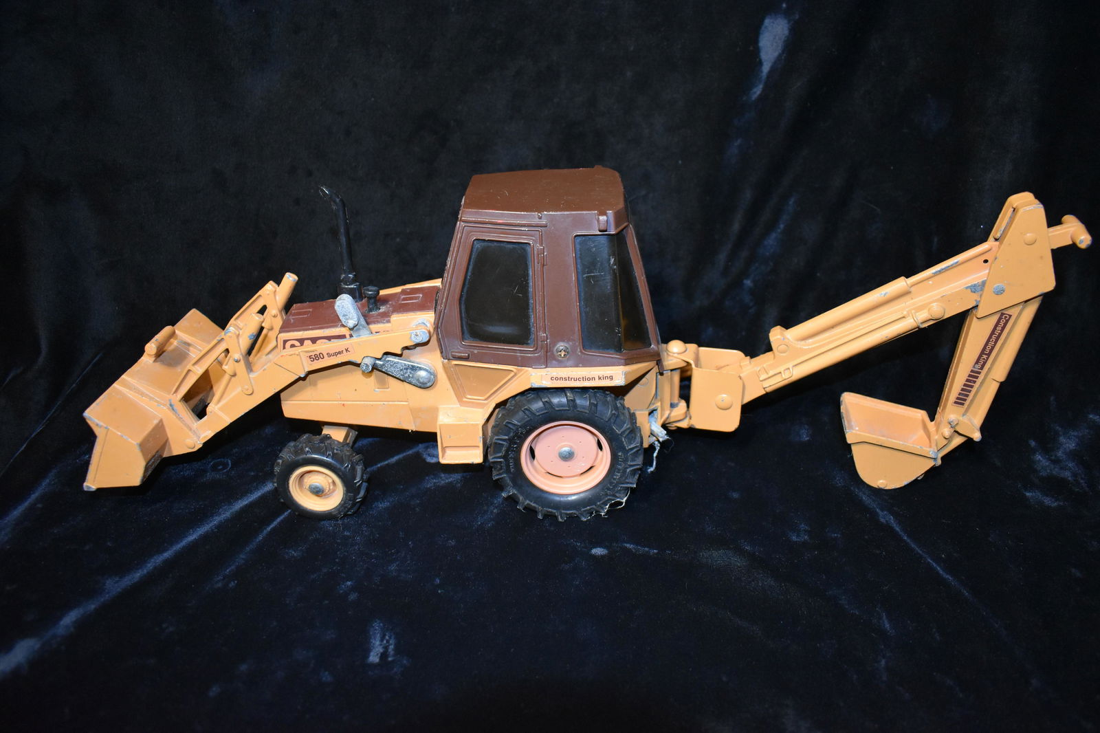 Vintage 1986 Ertl Case 580 Super K Construction King Backhoe Loader 1:16 Scale (1 of 6)