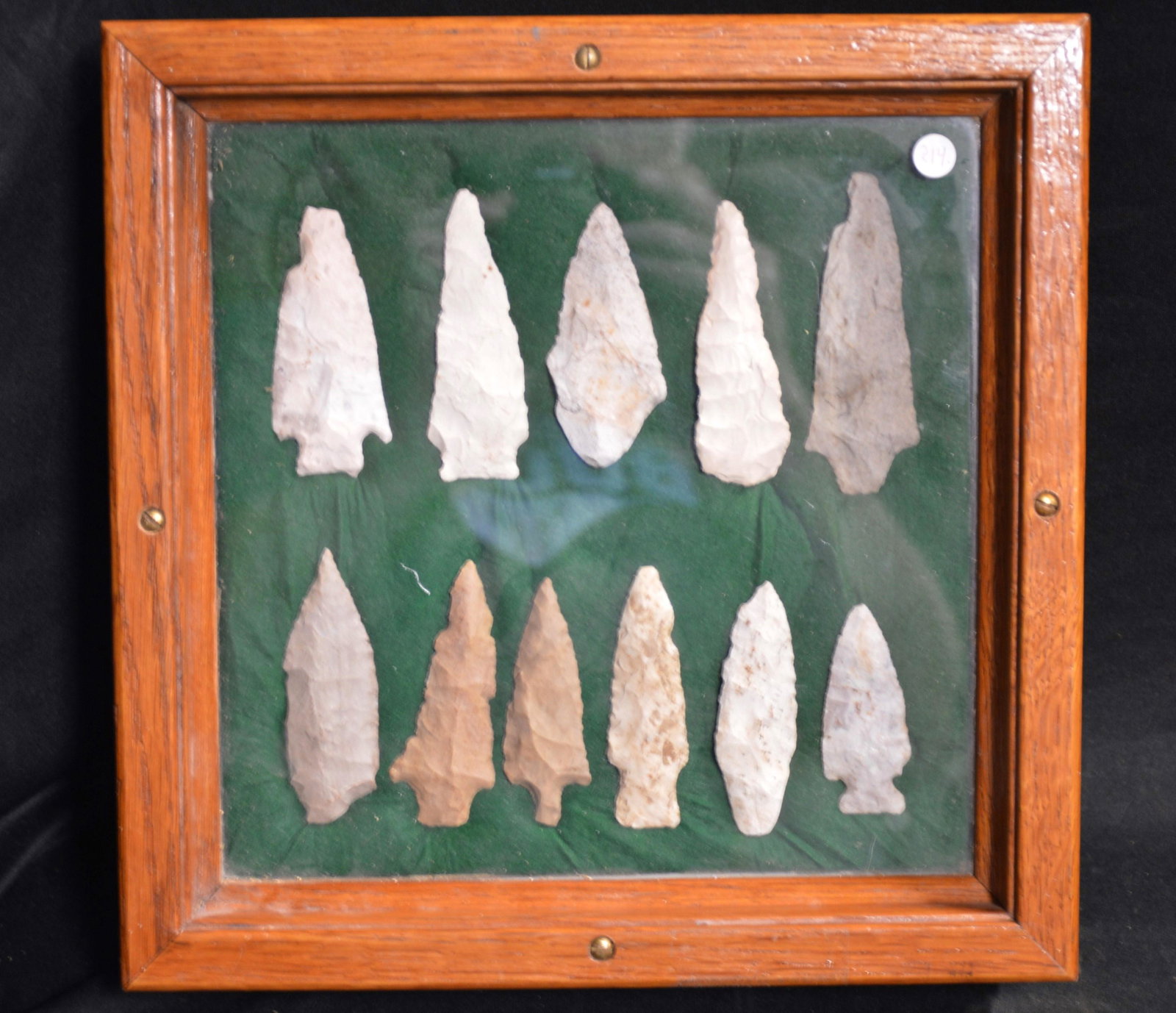 11 Arrowheads in a Oak Frame.  Found in Pike Co. Illinois longest is 3 3/4 ".  The 11 1/2" x 11 1/2" (1 of 4)