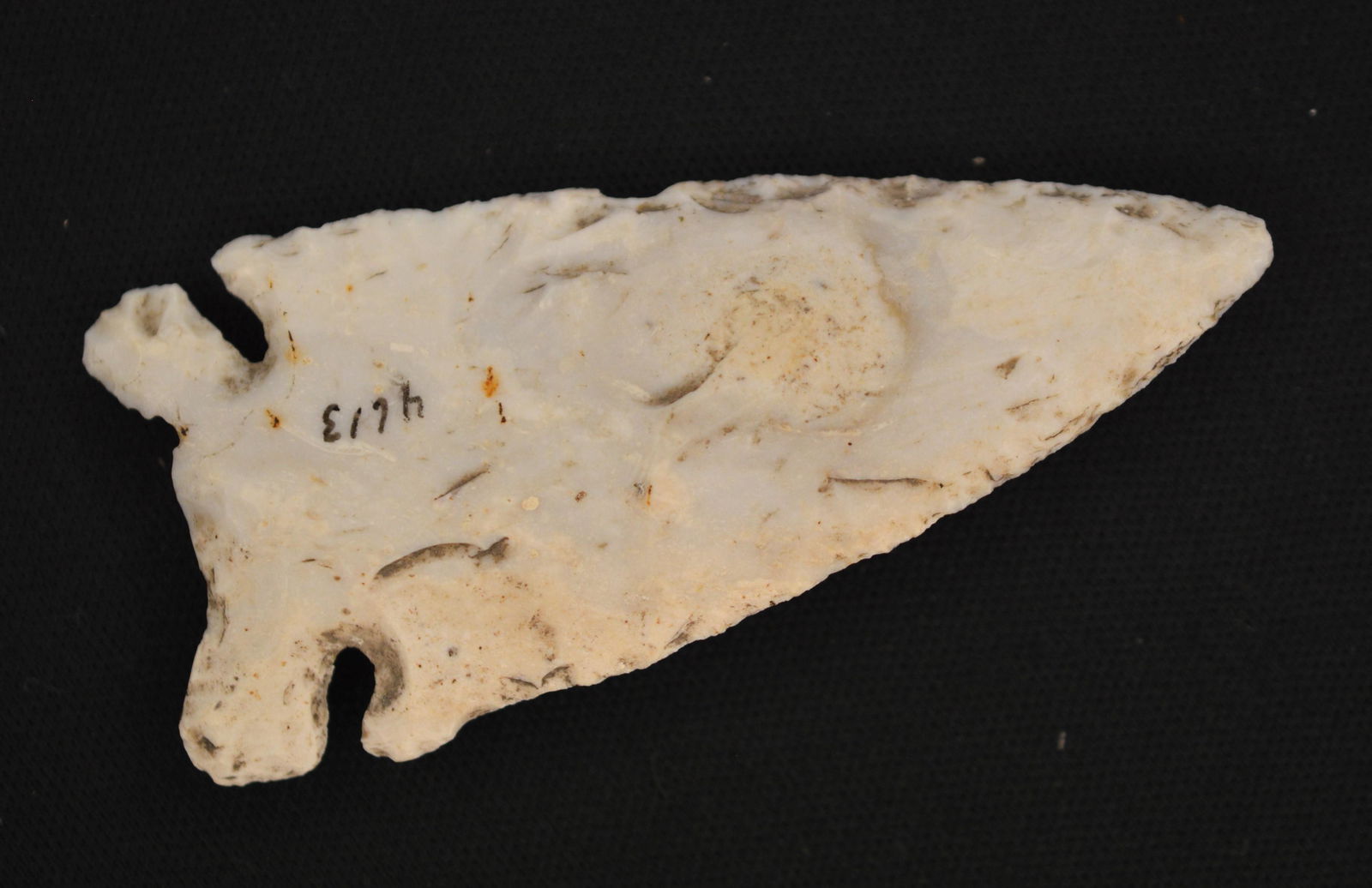 2 5/8" Howard County Arrowhead found in Pike Co. Illinois Ex: Steve Manos collection. (1 of 9)
